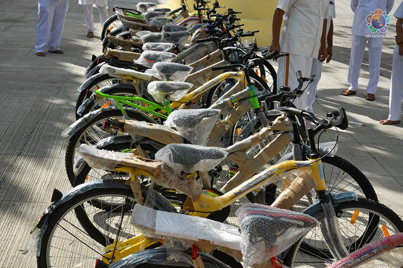 Bicycles-for-Sevadals-02